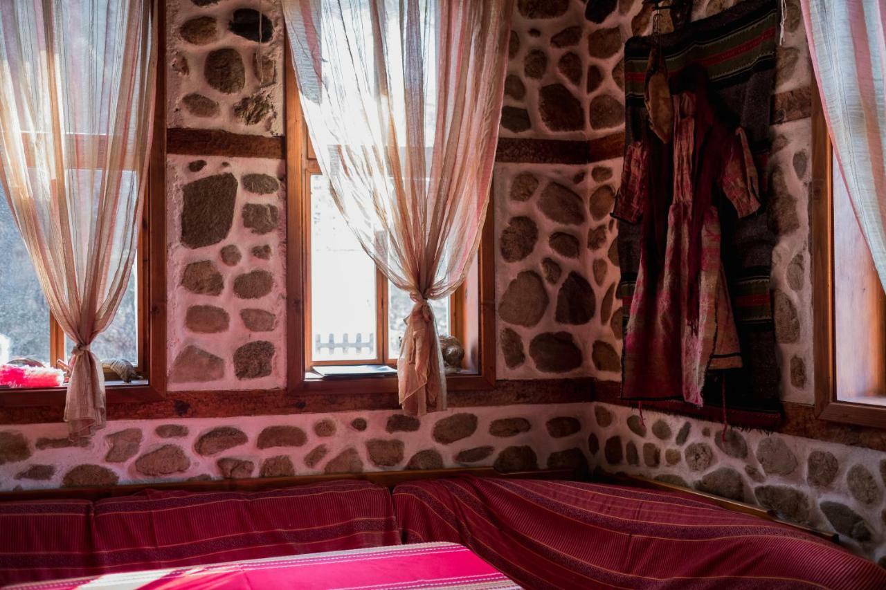 Комплекс Стария Чинар Melnik (Blagoevgrad) Exterior foto